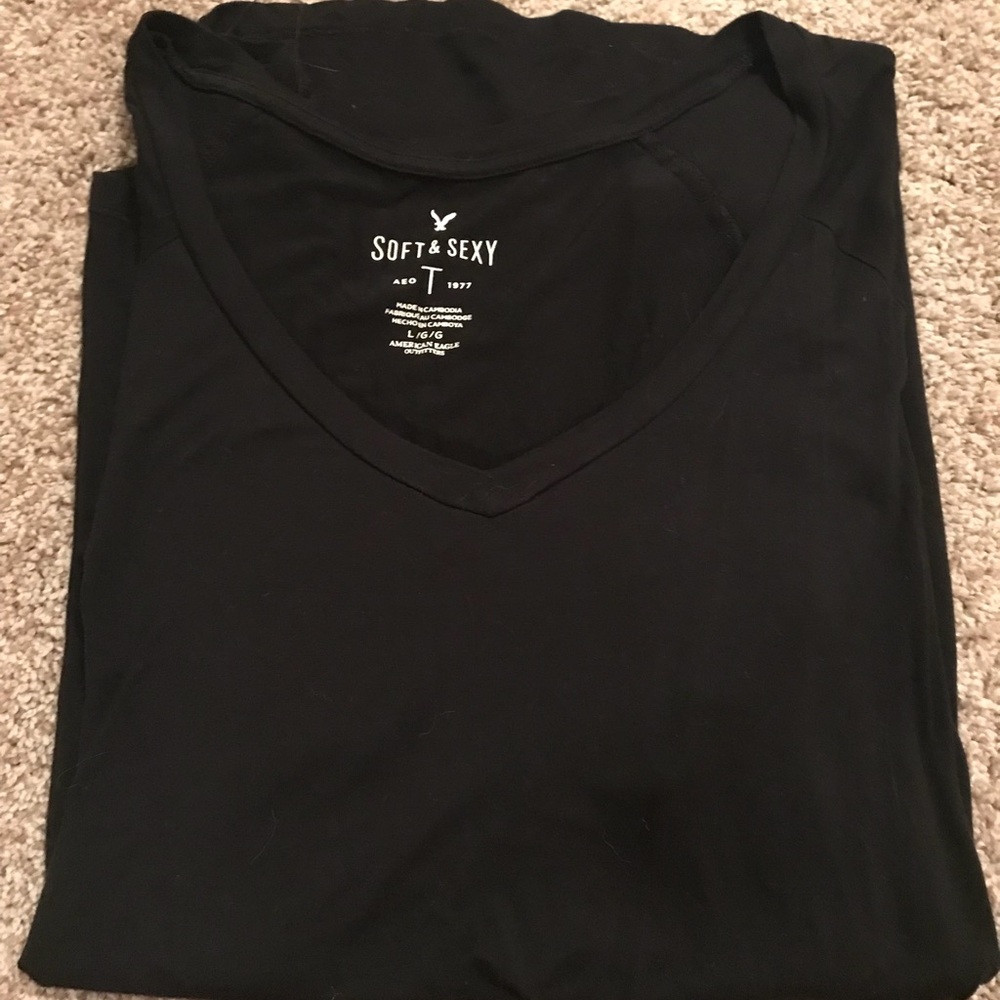 American eagle soft and sexy tee!